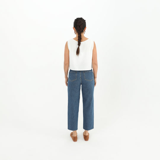 Sleeveless Cross Closure Crop Top 60633