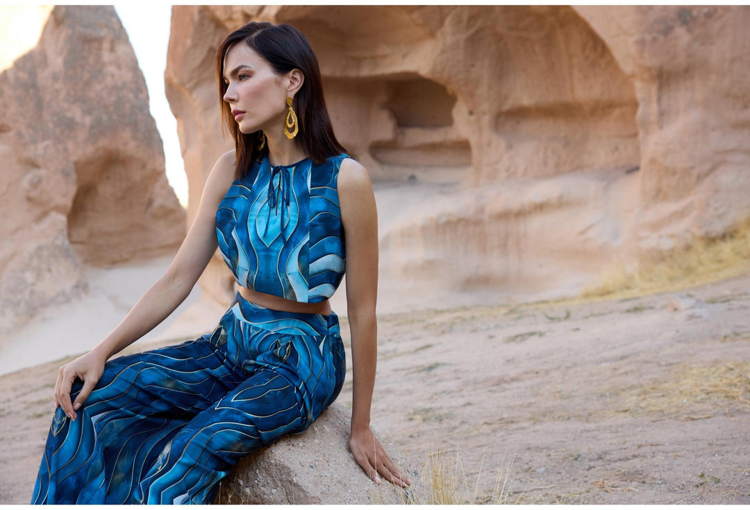 Elegant Two-Piece Set – Unique Print Top & Wide-Leg Pants 60877-76