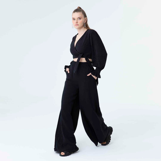 V Neck Long Sleeve Knot Front Crop Top 60190