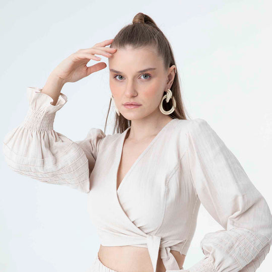 V Neck Long Sleeve Knot Front Crop Top 60190